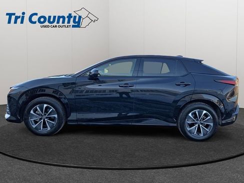 Used 2023 Lexus RZ 450e Premium w/ Technology Package image 5