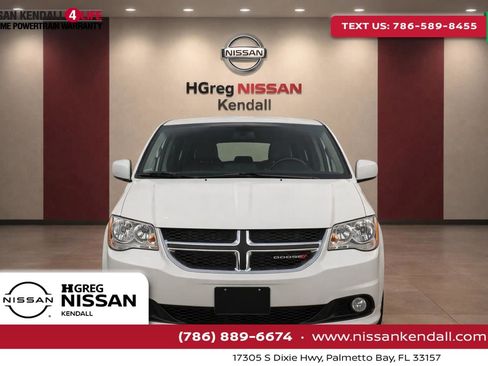 Used 2019 Dodge Grand Caravan SXT w/ Rear Park Assist Package image 1