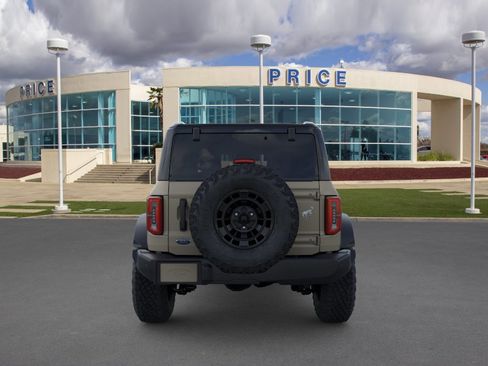 New 2026 Ford Bronco Outer Banks image 5