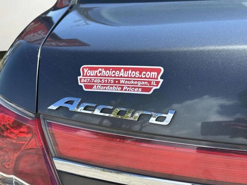 Used 2012 Honda Accord EX image 32