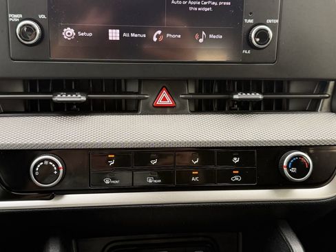Used 2023 Kia Sportage LX FWD image 23