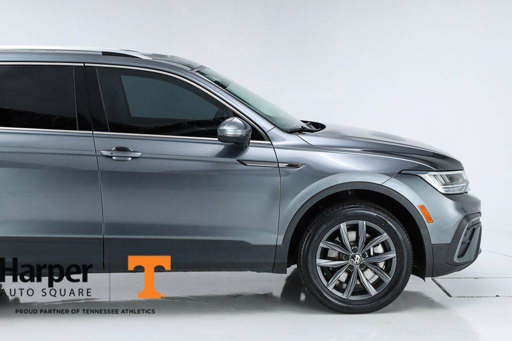 Used 2022 Volkswagen Tiguan SE AWD/4WD image 12