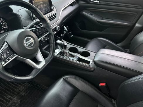 Used 2021 Nissan Altima 2.5 SR image 12