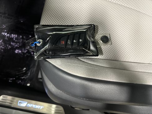 Used 2025 Lexus TX 500h AWD image 37