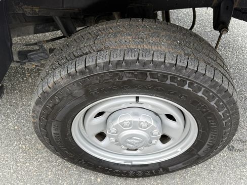 Used 2019 RAM 2500 Tradesman RWD image 5