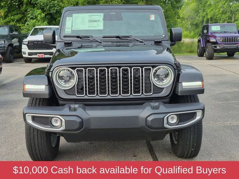 New 2026 Jeep Wrangler Unlimited Sahara AWD/4WD image 3