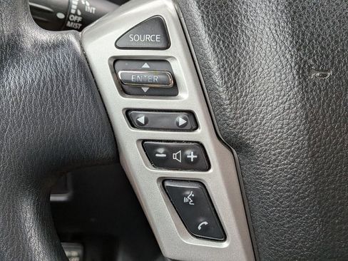 Used 2021 Nissan Titan S w/ S Utility Package image 22