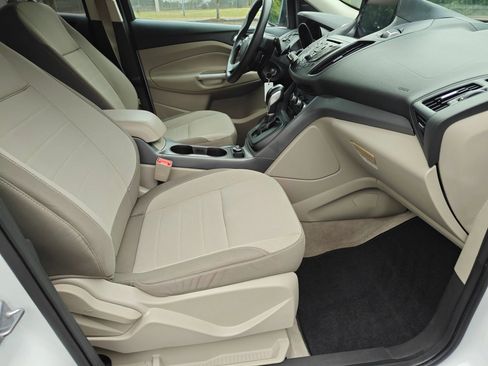 Used 2014 Ford Escape SE FWD image 6