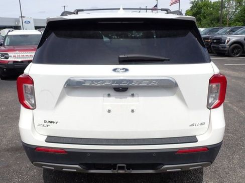 Used 2023 Ford Explorer XLT w/ Equipment Group 202A AWD/4WD image 5