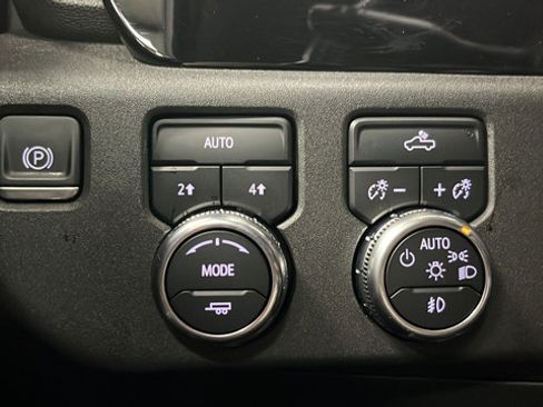 Used 2022 GMC Sierra 1500 Elevation AWD/4WD image 31