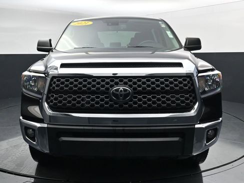 Used 2021 Toyota Tundra SR5 AWD/4WD image 3