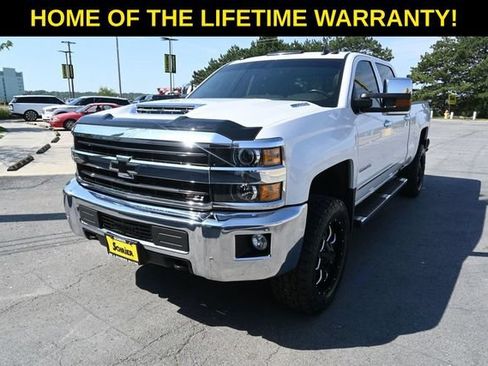 Used 2019 Chevrolet Silverado 2500 LTZ w/ Duramax Plus Package AWD/4WD image 40