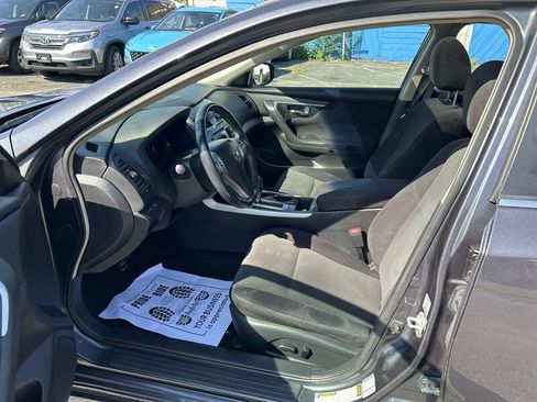 Used 2013 Nissan Altima 2.5 SV w/ 2.5SV Convenience Pkg FWD image 9