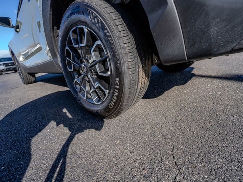 Certified 2024 Hyundai Santa Cruz SEL image 12