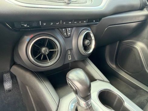 Used 2020 Chevrolet Blazer LT AWD/4WD image 18