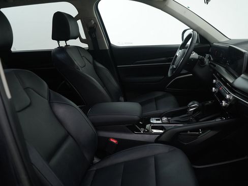 Used 2023 Kia Telluride S w/ S Sunroof Package image 11