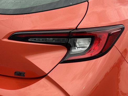 Used 2023 Toyota Corolla SE w/ SE Premium Package image 24