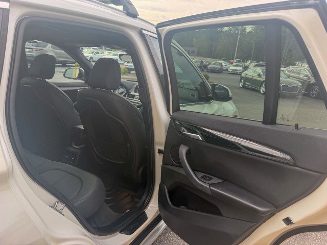 Used 2018 BMW X1 xDrive28i w/ Convenience Package AWD/4WD image 19