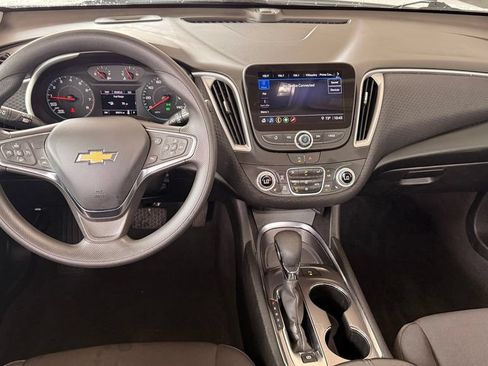 Used 2024 Chevrolet Malibu LT FWD image 22
