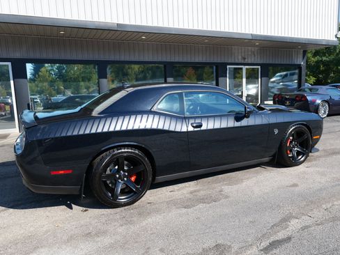 Used 2015 Dodge Challenger SRT Hellcat image 67