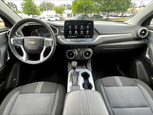 Used 2023 Chevrolet Blazer LT w/ Convenience Package FWD image 16