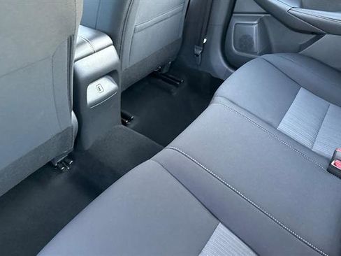 Used 2024 Nissan Sentra SV image 12