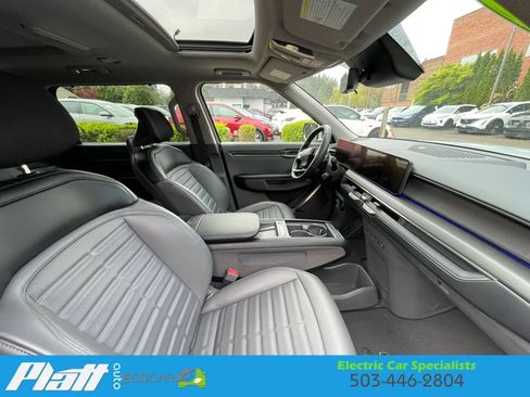 Used 2024 Kia EV9 Land AWD/4WD image 68
