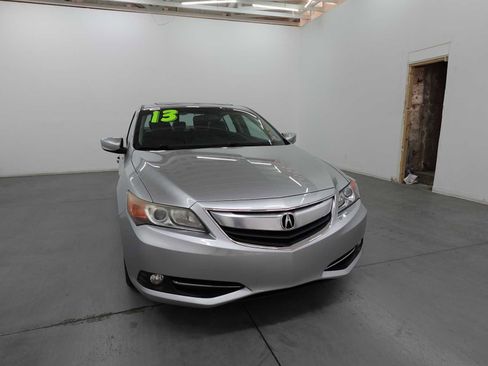 Used 2013 Acura ILX Hybrid Tech Pkg image 3