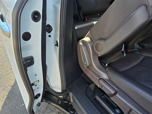 Used 2020 Honda Odyssey EX-L image 15