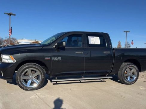 Used 2015 RAM 1500 Express image 5