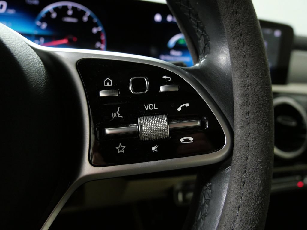 Used 2020 Mercedes-Benz A 220 4MATIC image 19