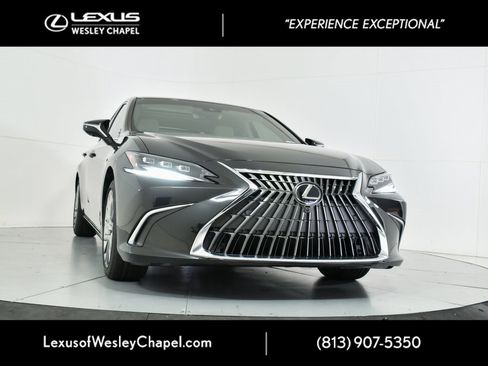 New 2025 Lexus ES 350 Ultra Luxury image 1