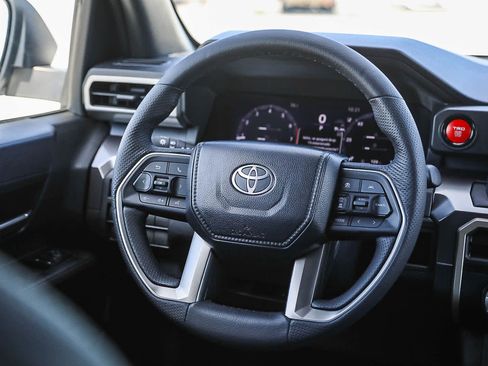 Used 2026 Toyota Tacoma TRD Sport AWD/4WD image 15