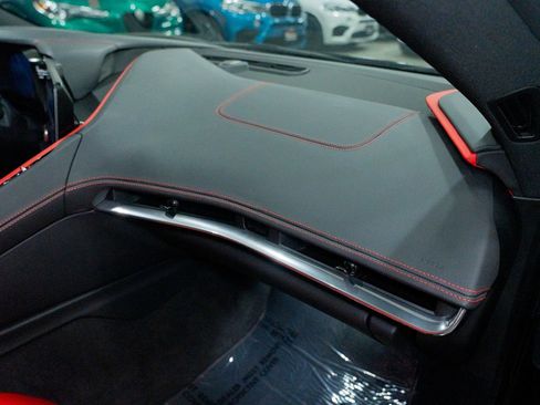 Used 2020 Chevrolet Corvette Stingray Preferred Cpe w/ 2LT image 27