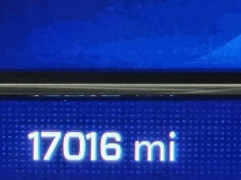 Used 2023 Chevrolet Silverado 1500 RST image 2