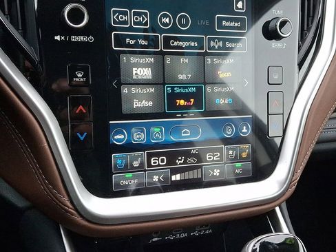 Used 2023 Subaru Outback Touring XT AWD/4WD image 19