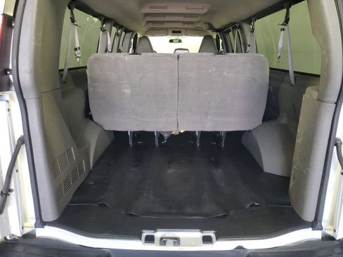Used 2023 Chevrolet Express 3500 LS RWD image 13