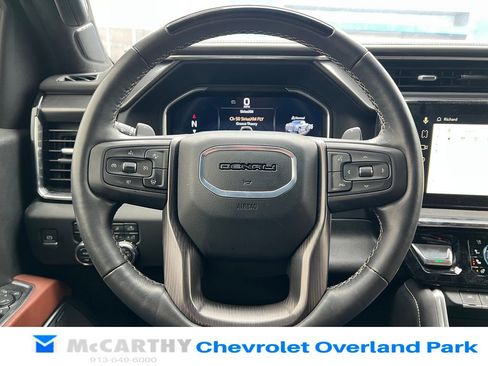 Used 2024 GMC Sierra 1500 Denali Ultimate image 12