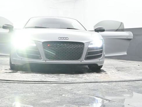 Used 2010 Audi R8 V10 image 91