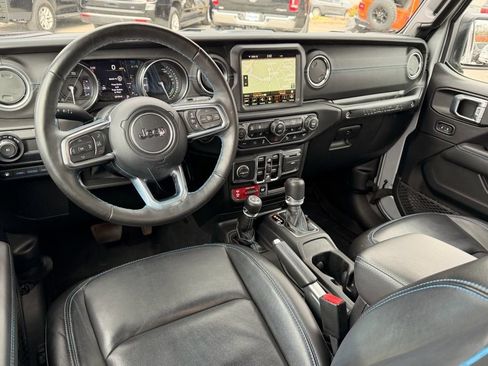 Used 2023 Jeep Wrangler Rubicon w/ Steel Bumper Group image 11