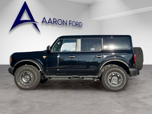 New 2025 Ford Bronco Badlands w/ Sasquatch Package image 2