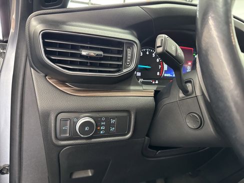 Used 2020 Ford Explorer Limited image 36