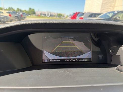 Used 2016 Honda Accord Touring image 12