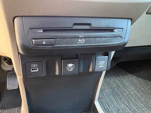 Certified 2024 Honda Odyssey Elite image 26