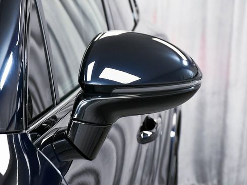 Used 2023 Porsche Cayenne GTS image 88