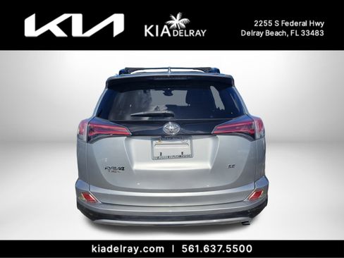 Used 2018 Toyota RAV4 SE w/ Power Extra Value Package image 4