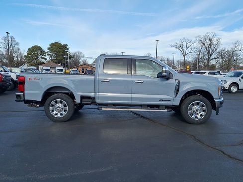 New 2026 Ford F250 Lariat w/ Lariat Premium Package image 24