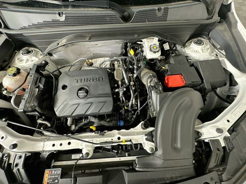 Used 2025 Chevrolet TrailBlazer LT FWD image 31