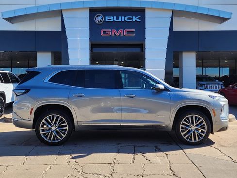 New 2026 Buick Enclave Avenir image 3