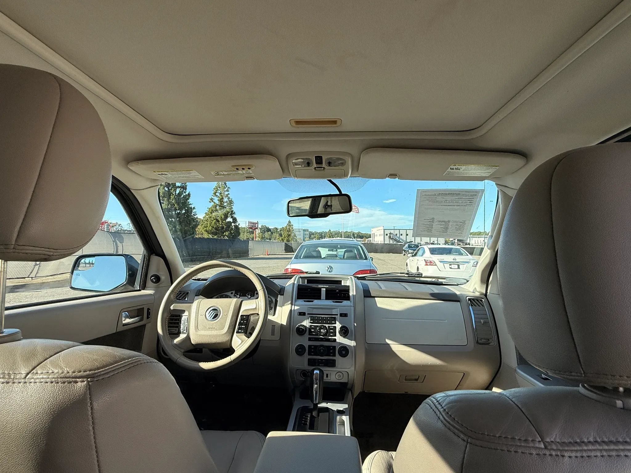 Used 2010 Mercury Mariner Premier FWD image 23